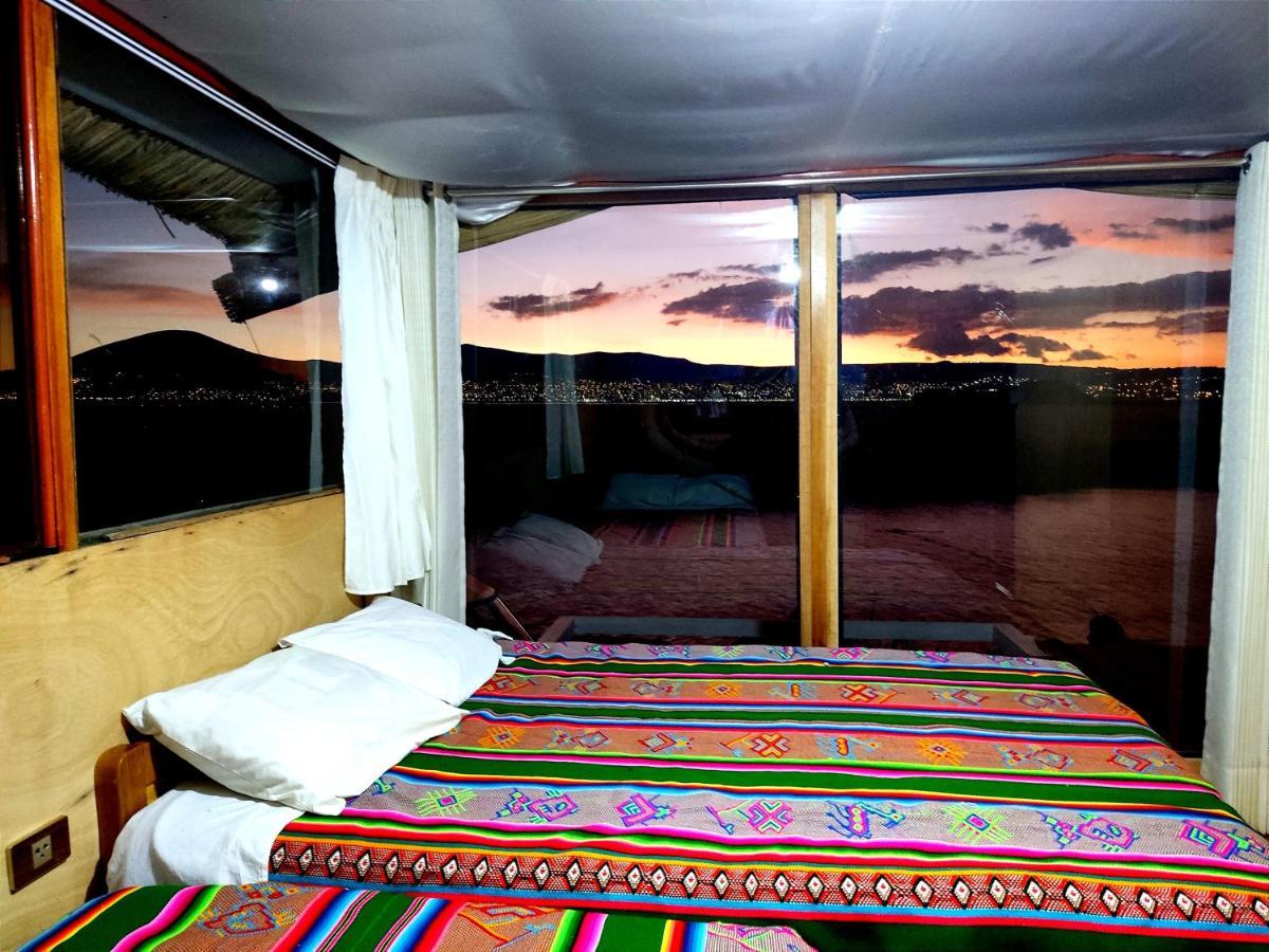 Lago Titicaca Puno Buitenkant foto