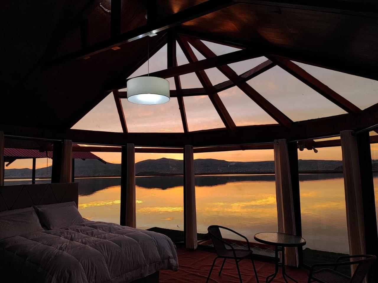 Lago Titicaca Puno Buitenkant foto